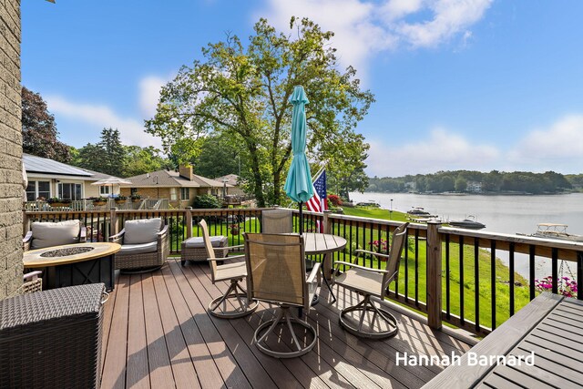 304 Dewitt Ln, Spring Lake, MI 49456