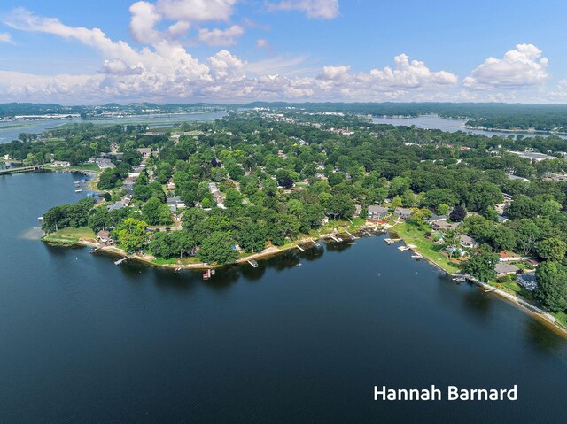 304 Dewitt Ln, Spring Lake, MI 49456