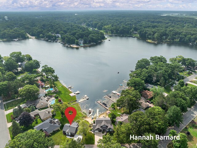 304 Dewitt Ln, Spring Lake, MI 49456