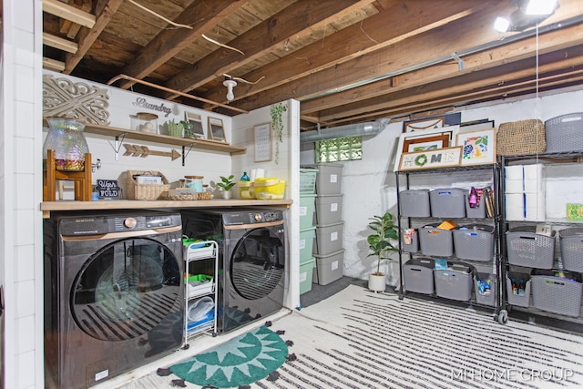 3255 Prairie St SW, Grandville, MI 49418 - laundry room with independent washer and dryer