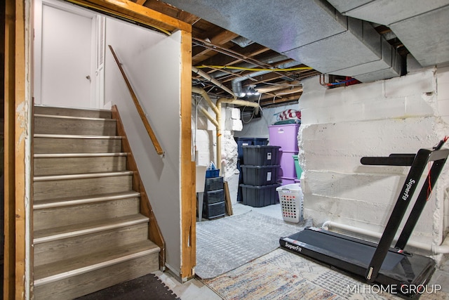 3255 Prairie St SW, Grandville, MI 49418 - unfinished basement featuring stairway