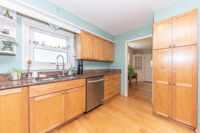 275 Highlake Ave, Ann Arbor, MI 48103