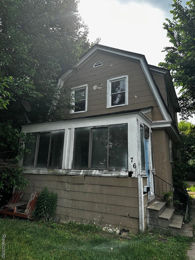 76 Oliver St, Pontiac, MI 48342 - photo 1