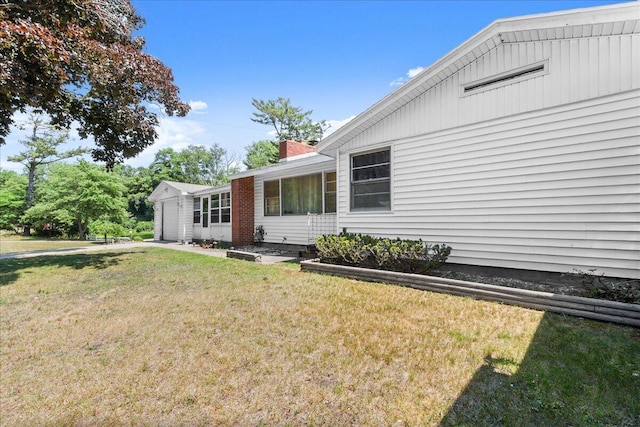 3658 Lake Harbor Rd, Norton Shores, MI 49441 - view of front of property with a front yard
