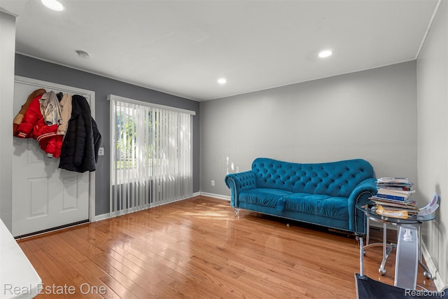 496 Lenoir Ave, River Rouge, MI 48218 - living area with wood finished floors and recessed lighting