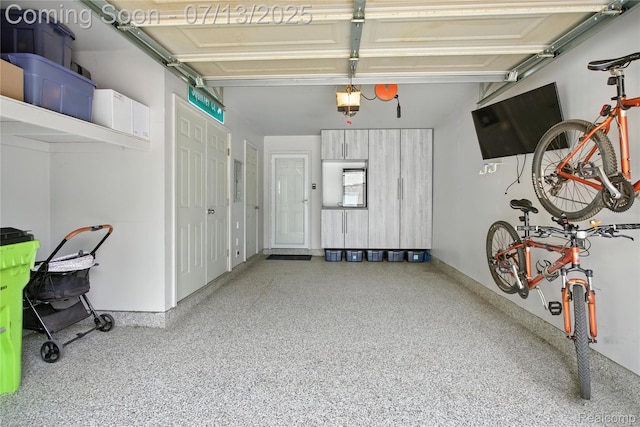 3317 Parkways Blvd, Auburn Hills, MI 48326 - garage featuring a garage door opener