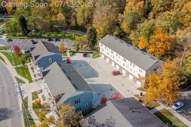 3317 Parkways Blvd, Auburn Hills, MI 48326 - drone / aerial view