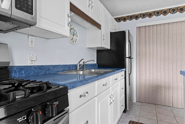 16966 Maple Dr, Leroy, MI 49655