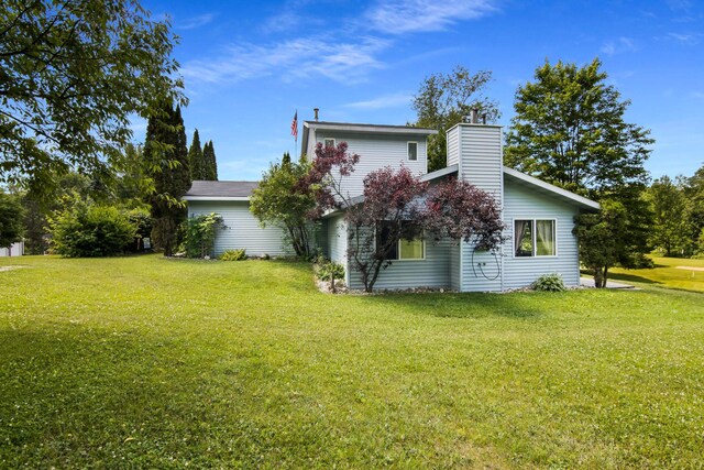 16966 Maple Dr, Leroy, MI 49655