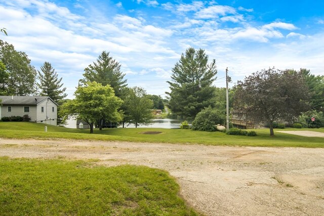 16966 Maple Dr, Leroy, MI 49655