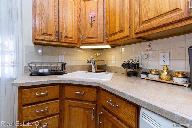 24700 Ross St, Dearborn, MI 48124 - photo 11