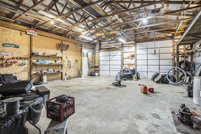 14083 M37, Battle Creek, MI 49017 - view of garage