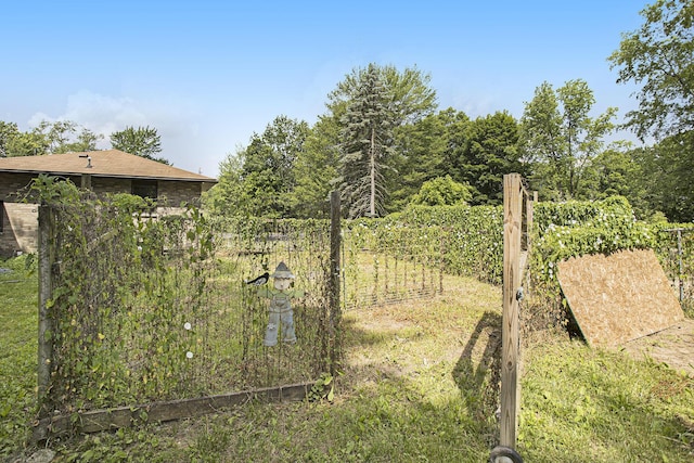 14083 M37, Battle Creek, MI 49017 - view of yard