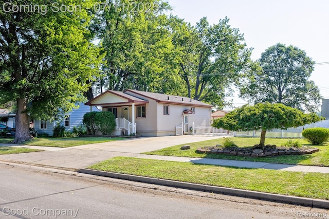 2416 Bonner St, Ferndale, MI 48220 - ranch-style house featuring driveway