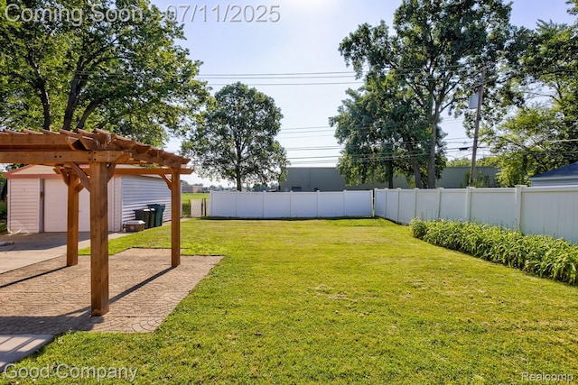 2416 Bonner St, Ferndale, MI 48220 - view of yard featuring a pergola and an outdoor structure