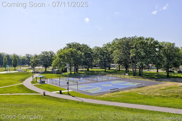 2416 Bonner St, Ferndale, MI 48220 - view of basketball court featuring a yard and community basketball court