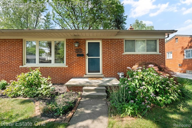 17022 Marguerite St, Beverly Hills, MI 48025 - view of front of home featuring brick siding