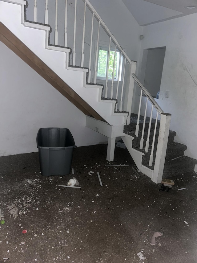 1615 Dyson St, Muskegon, MI 49442 - view of stairway
