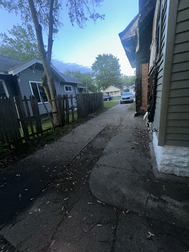 1615 Dyson St, Muskegon, MI 49442 - view of asphalt alley