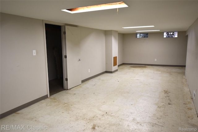 22150 Beverly St, Oak Park, MI 48237 - below grade area with baseboards