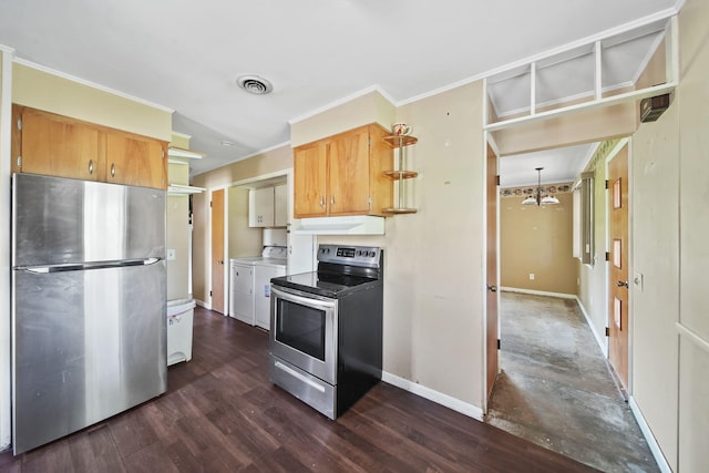 8020 Greenes Dr, Jackson, MI 49201 - kitchen featuring stainless steel appliances, independent washer and dryer, a chandelier, under cabinet range hood, and dark wood-type flooring