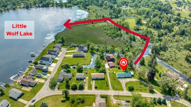8020 Greenes Dr, Jackson, MI 49201 - view of property location with a nearby body of water and property parcel outlined