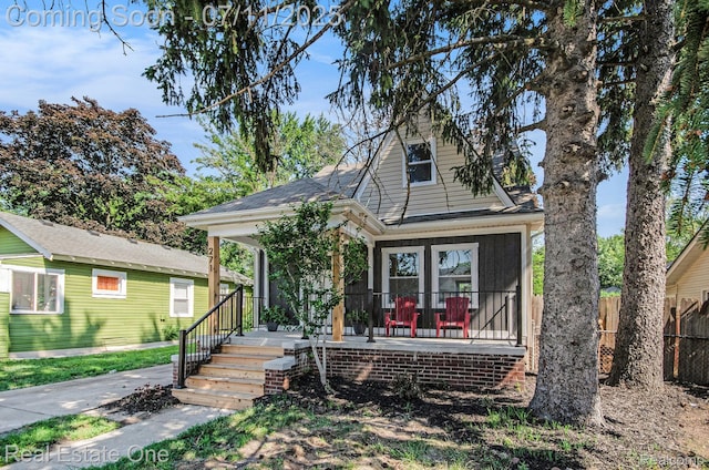 271 College St, Southfield, MI 48220 - view of front of property with a porch