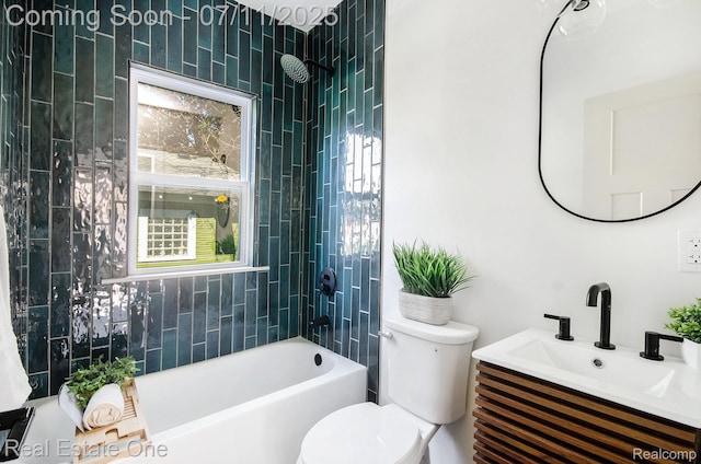 271 College St, Southfield, MI 48220 - full bathroom featuring shower / washtub combination and vanity