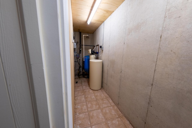 4569 N Ridge Rd, Mears, MI 49436 - view of corridor
