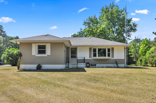 3914 135th Ave, Hersey, MI 49639 - view of front facade with a front yard
