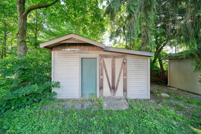 216 Budlong St, Adrian, MI 49221 - view of shed