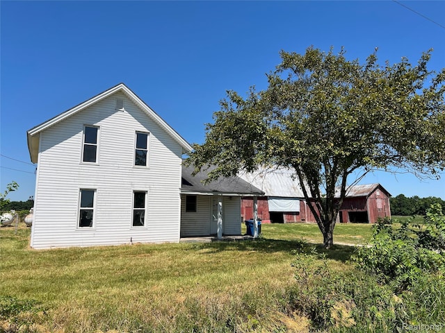13201 N Suder Rd, La Salle, MI 48145 - back of property featuring a lawn