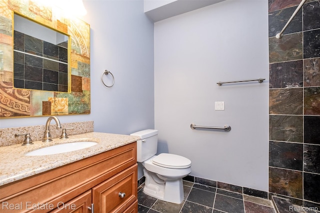 4079 Cumberland Ct, Commerce Twp, MI 48390 - full bath featuring a tile shower and vanity