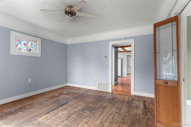 28041 Essex St, Roseville, MI 48066 - photo 3