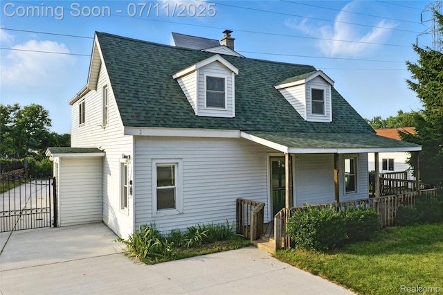 420 Wellsboro St, Walled Lake, MI 48390 - view of front facade featuring covered porch, a gate, and roof with shingles