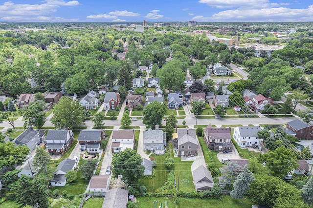 927 Kensington Ave, Flint, MI 48503 - view of property location with nearby suburban area