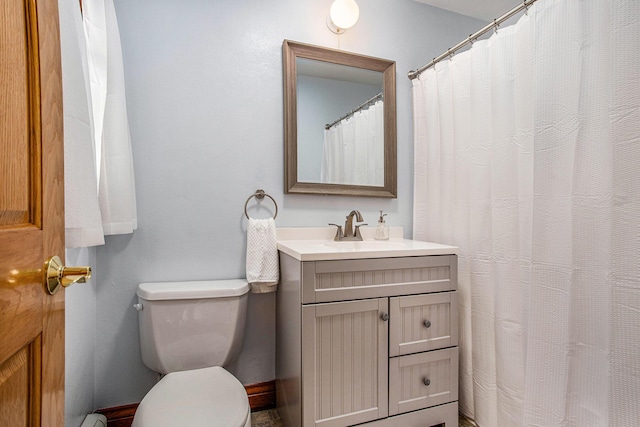 14814 Stone Jug Rd, Battle Creek, MI 49015 - bathroom with vanity and curtained shower