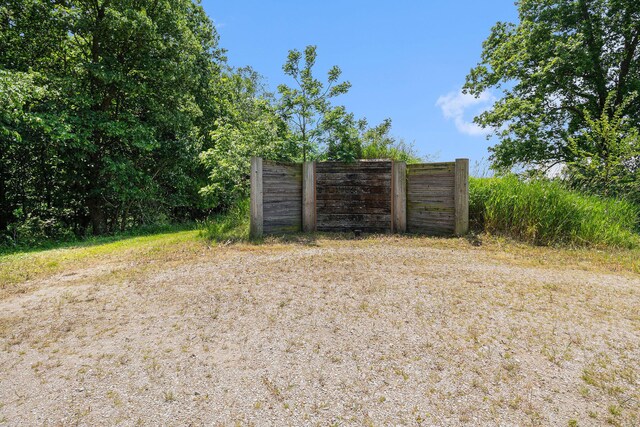 9991 Kaiser Rd, Saline, MI 48176 - view of yard