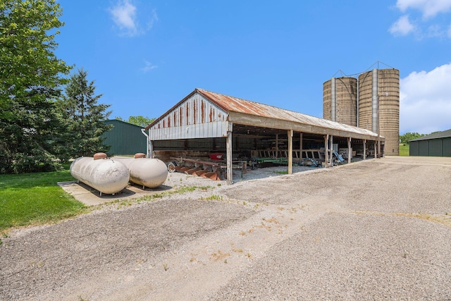 9991 Kaiser Rd, Saline, MI 48176 - view of outdoor structure