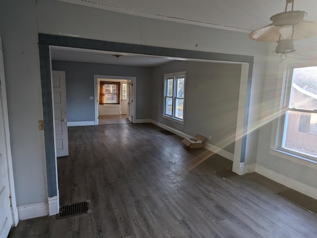 525 E Pine St, Edmore, MI 48829