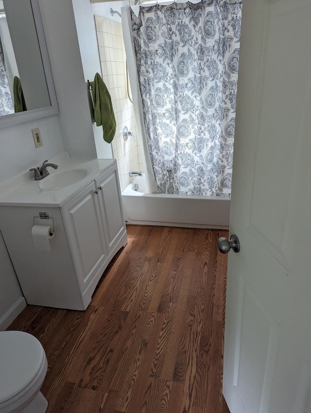 525 E Pine St, Edmore, MI 48829