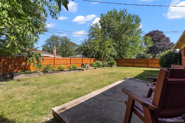 26250 Virginia Dr, Warren, MI 48091 - fenced backyard featuring a patio area