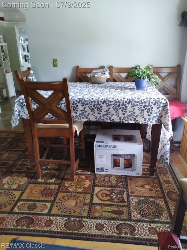 18404 Deering St, Livonia, MI 48152 - view of dining area