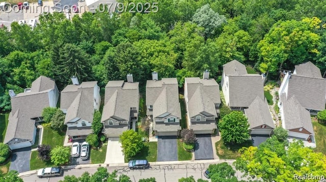5348 Forest Ridge Dr, Clarkston, MI 48346 - aerial perspective of suburban area