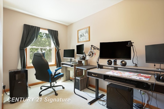 3405 S Miller Rd, Saginaw, MI 48609 - office space with light carpet and baseboards