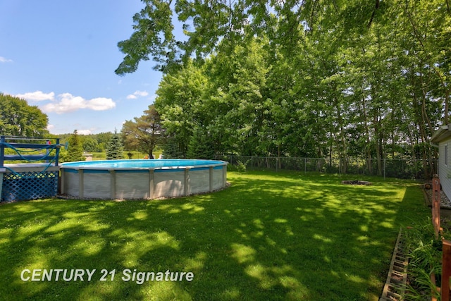 3405 S Miller Rd, Saginaw, MI 48609 - view of yard