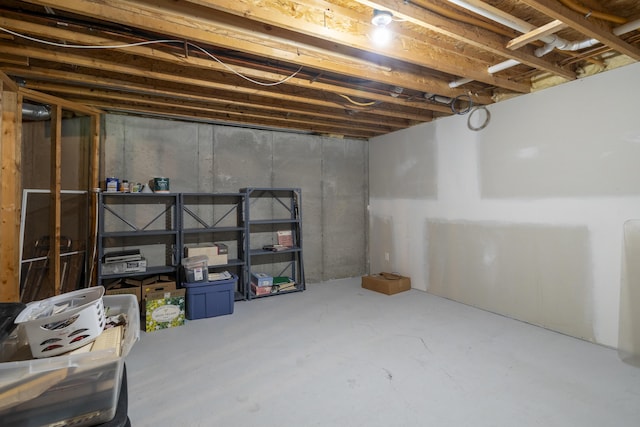 10068 S Crossroads Cir SE, Caledonia, MI 49316 - view of unfinished below grade area
