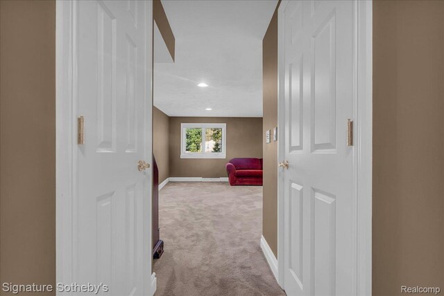 1656 Keller Ln, Bloomfield Hills, MI 48302 - corridor featuring carpet flooring and recessed lighting