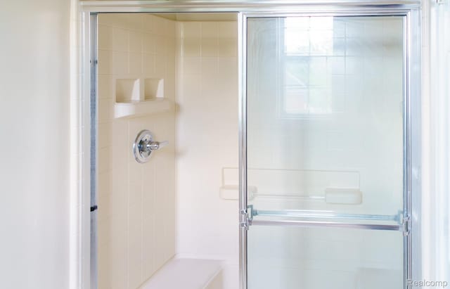 1803 Pinecroft Dr, Canton, MI 48188 - full bathroom with a stall shower
