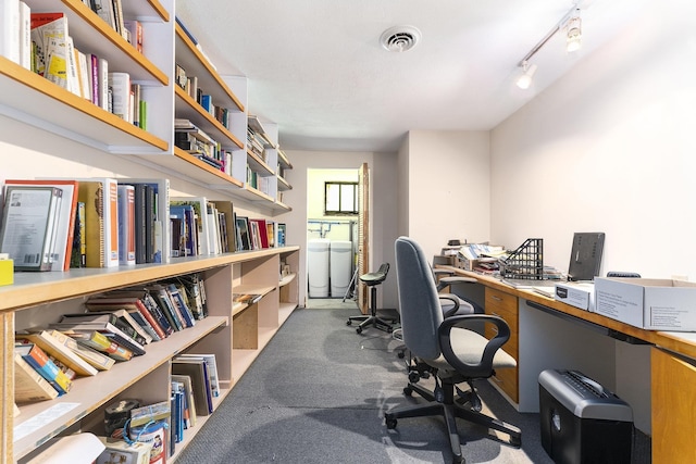 9813 E Carter Rd, Traverse City, MI 49684 - office space with carpet